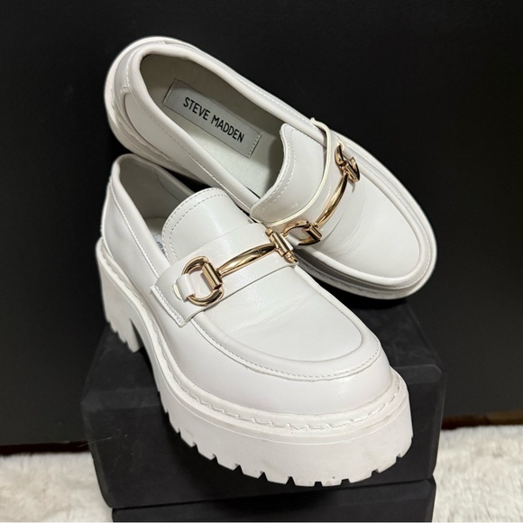 STEVE MADDEN White platform loafers - Picture 1 of 4
